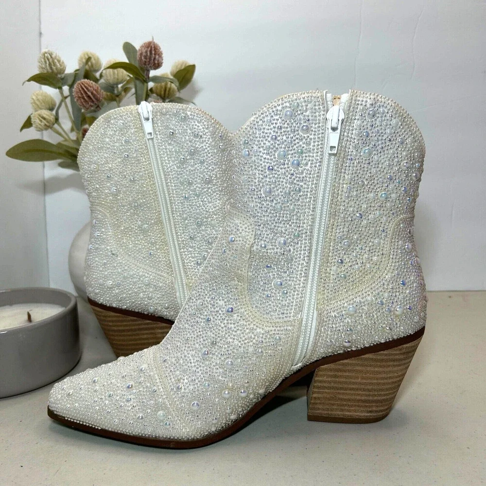 Betsey Johnson SB-Diva Pearl Short Boot Western Cowgirl Women 8 NWB Bridal - Picture 6 of 13